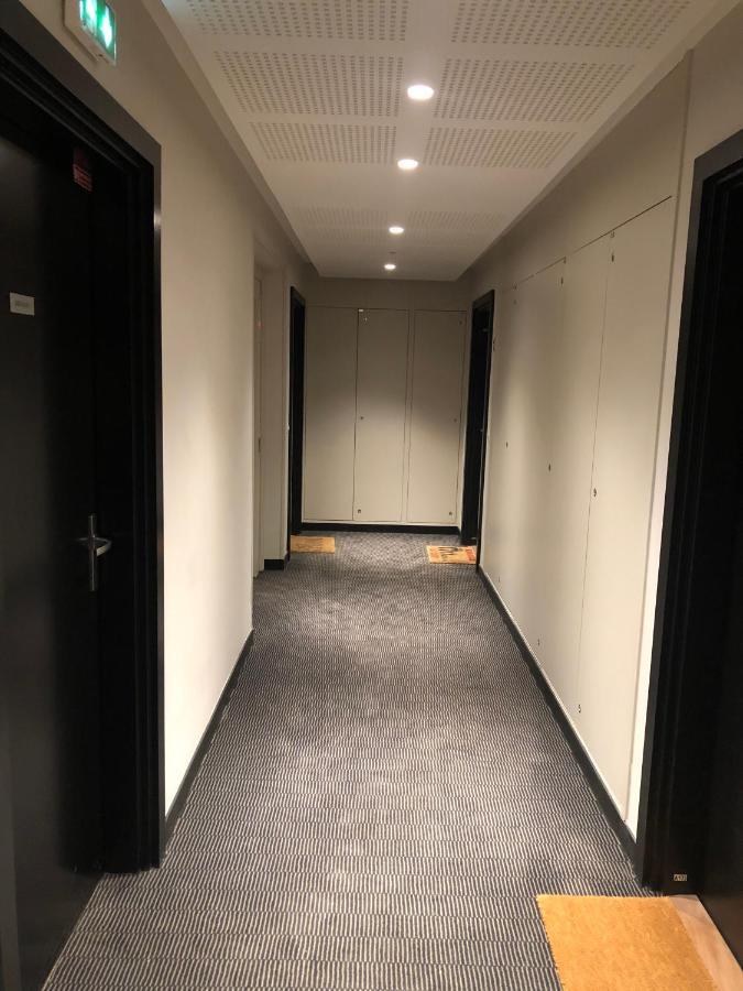 Grande Chambre 14 M2 Avec Salle De Bain Privative A Nanterre Prefecture Proche La Defense Arena Campus Sncf Et Paris Ngoại thất bức ảnh